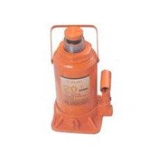 Con senior team AK-010