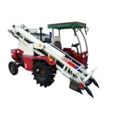 Harvesters cut peanut root complex