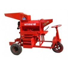 Self-propelled corn grain separator